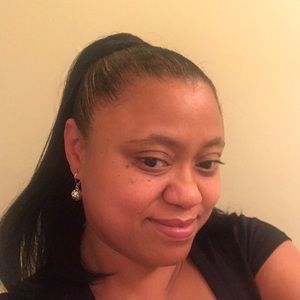 Meet your Posher, Lashundra